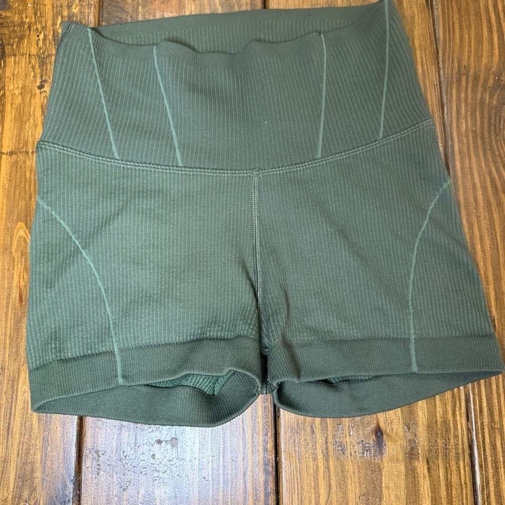 Aerie Offline High-Waisted Ribbed Biker Shorts